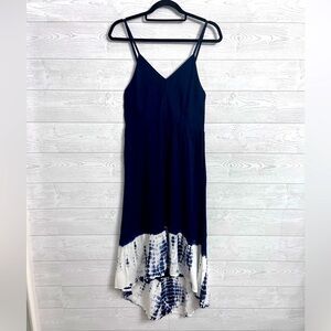 18 Centimeters Women’s Blue Sleeveless Maxi Summer Dress. Size L